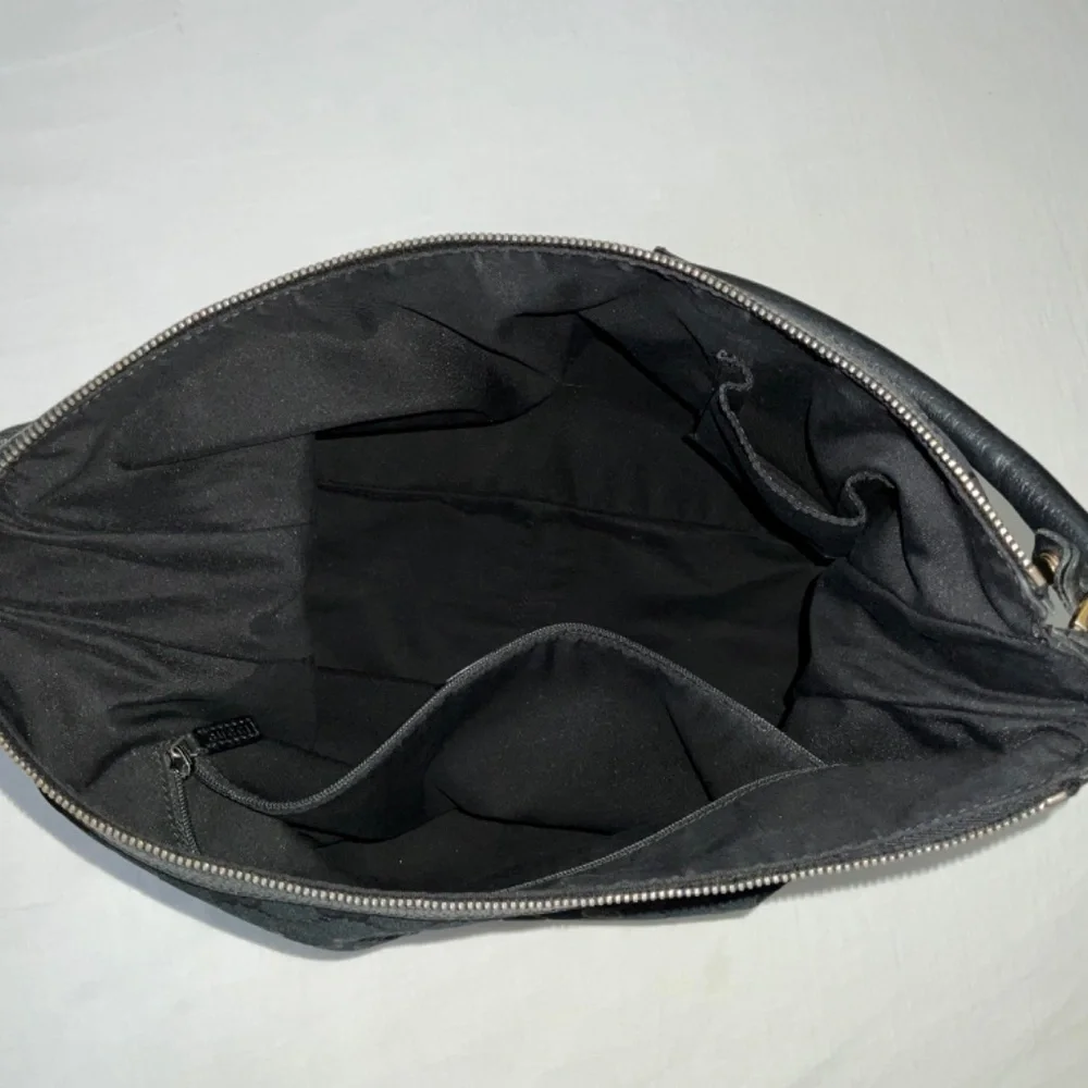 GUCCI Vintage GG Canvas Abbey D-Ring Pocket Hobo Black